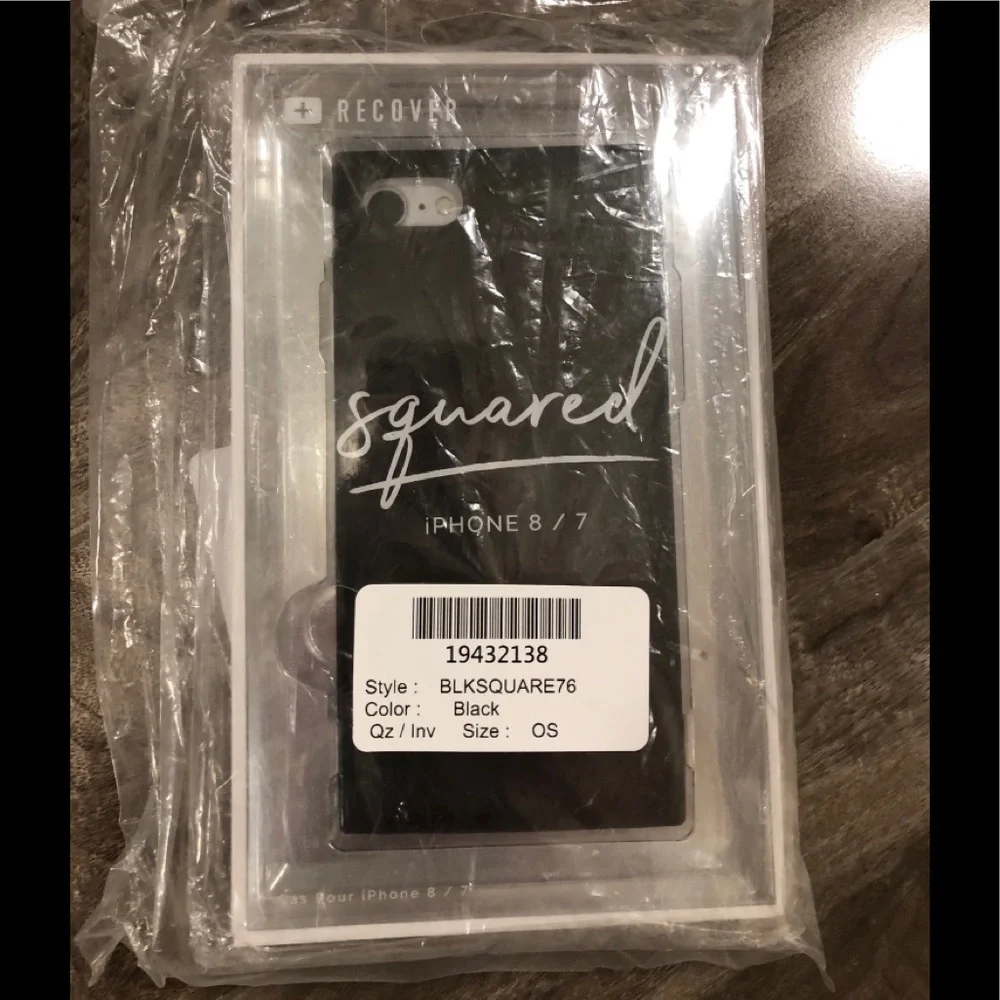 🔥🔥RECOVER Squared Black IPhone 7/8 case.